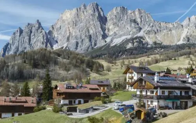 Chalet Alverà