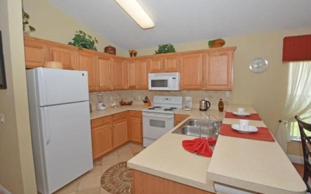 848KD Sunny Place 4 Br villa by RedAwning