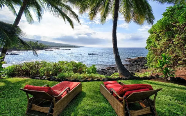 Alii Point Oceanfront by RedAwning