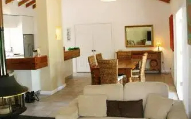 Llewellin's Guest House