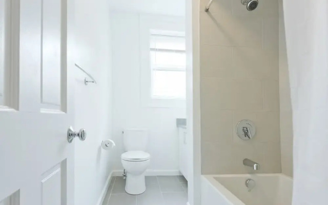 Bright Allston Suites by Sonder