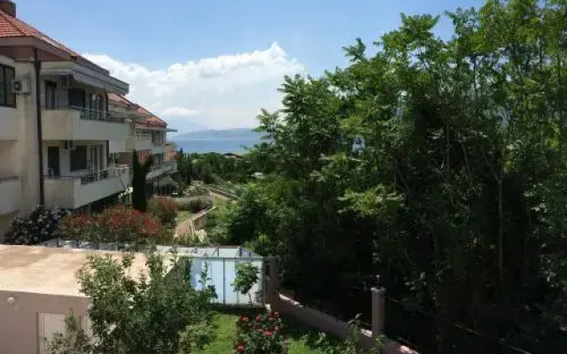 Villa Alla Bed and Breakfast