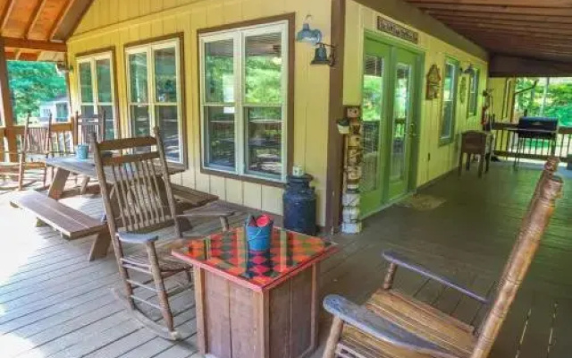 Camp Ketahe 3 Br Cabin