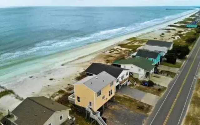 Banana Hammock - 4 Br Home