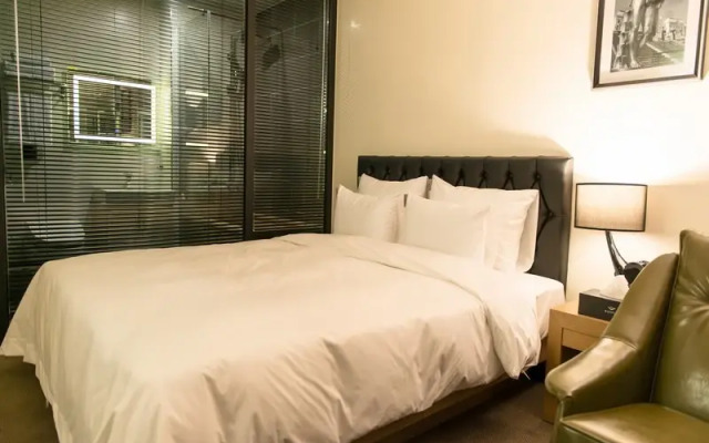Konkuk University Boutique Nine