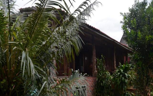 Villa Rumah Kayu (Java Joglo)