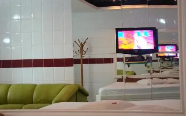 Tititi Motel (Adult Only)