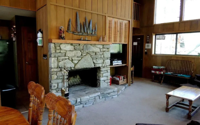 Mixon's Lake Retreat