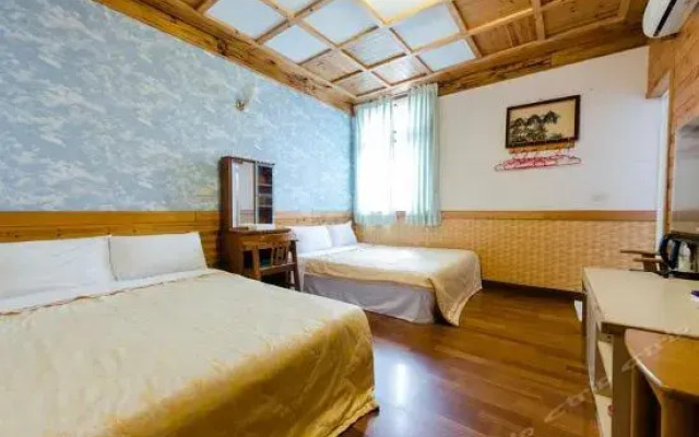 TORI Bed and Breakfast