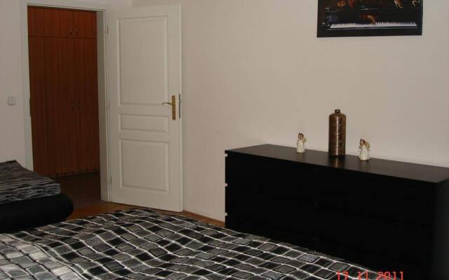 Picasso Apartments Prague