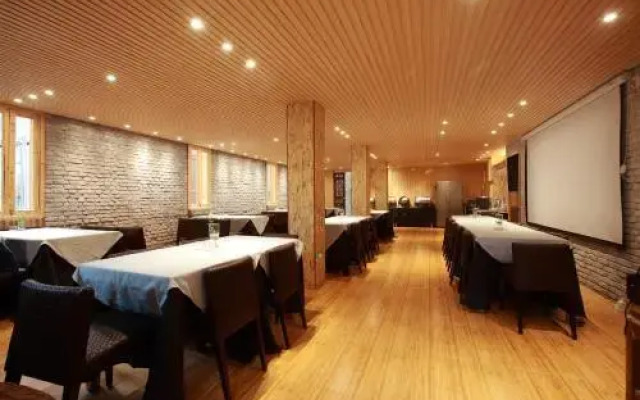 Tong Sang Art Hotel