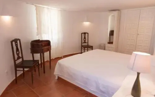 Lo