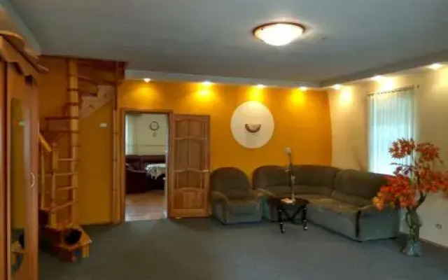 Guest House Rynochnaya 16