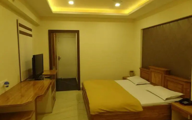 Hotel Ajanta Palace