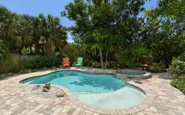 Manatee Manor 2 Bedroom Home by RedAwning