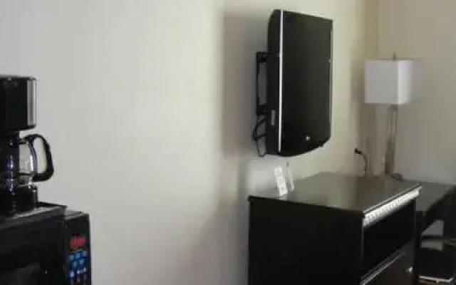 Regency Inn & Suites