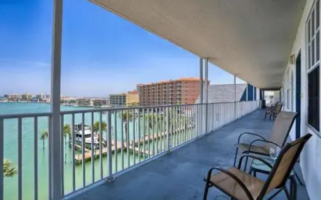 406 Dockside