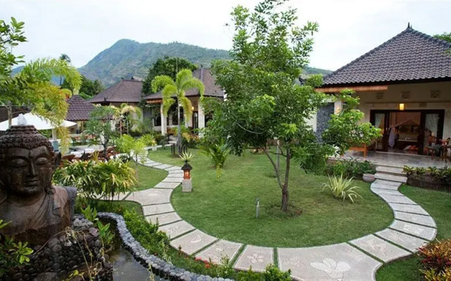 Golden Buddha Cottages