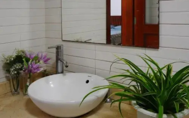 Qianxilong Apartment