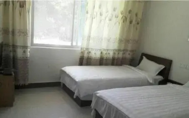 Jinsixia Fenghua Accomodation