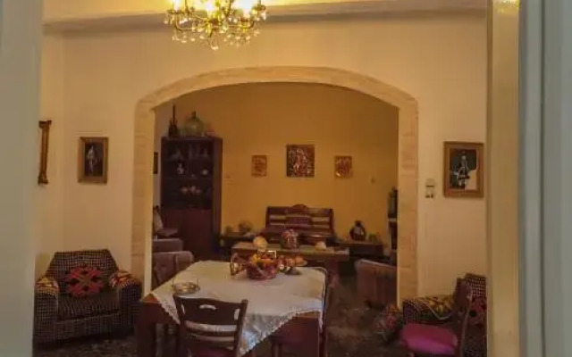 Venezian Castle House