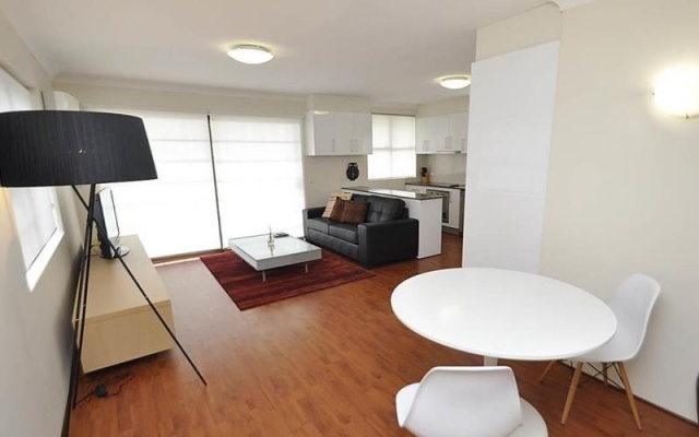 Balmain Furnished Apartments 1 Montague Street – Hotel Rooms – Sydney