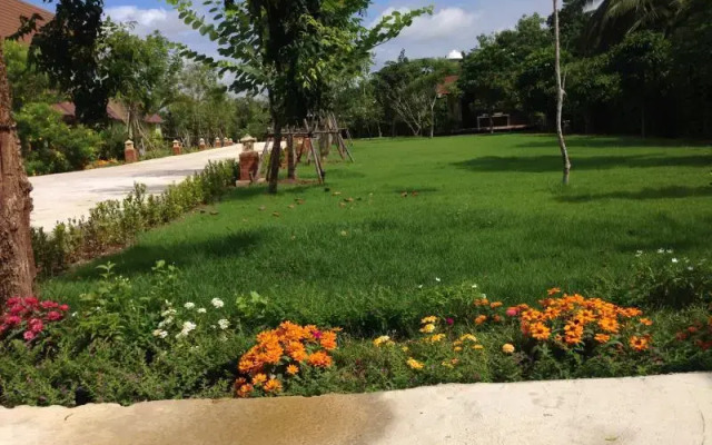 Nature and Green Amphawa Resort