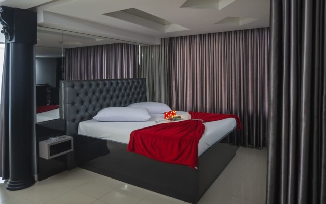 Motel 2001 - Adults Only