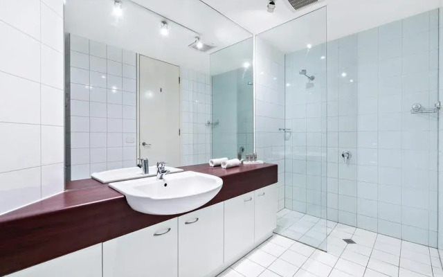 Gem - Beyond a Room Private Apartments