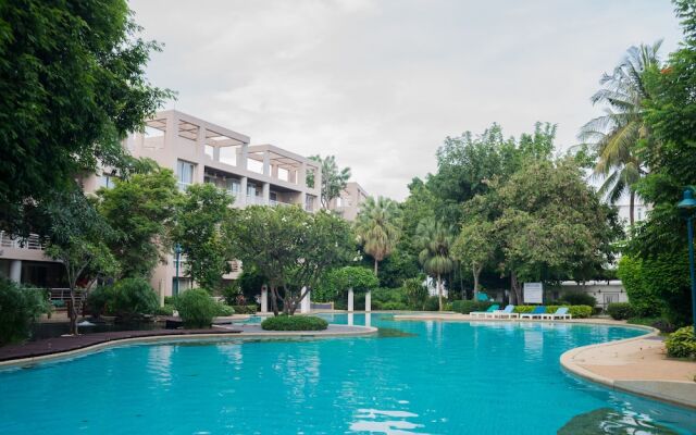 Baan Sansaran by Favstay