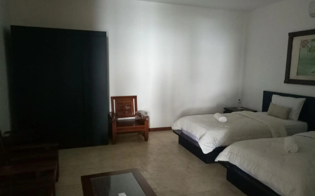 Villa Indah Batu Layar