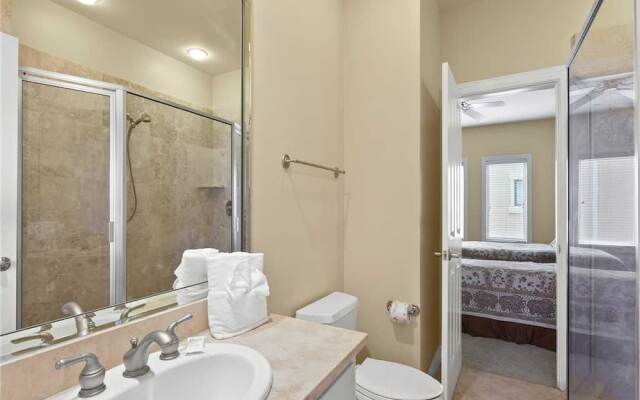 Collier Court 3 - Six Bedroom Home