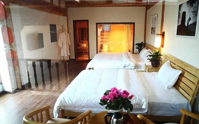 Lijiang Zuoanjiari Inn