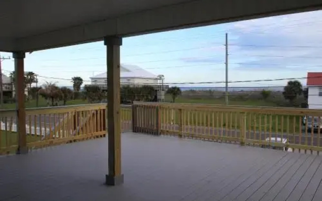 Cajun Yacht Club - 4 Br Home
