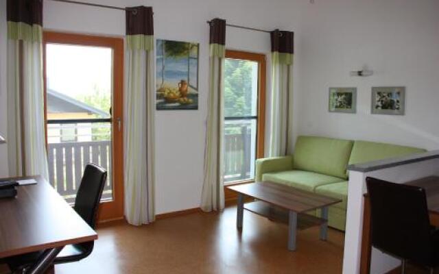 Ferienwohnungen Fam. Schnöll