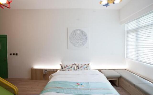 Wind Natural Parent-child Inn