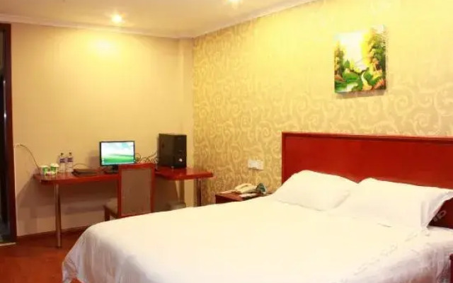 GreenTree Inn Changshu Aotelaisi Business Hotel
