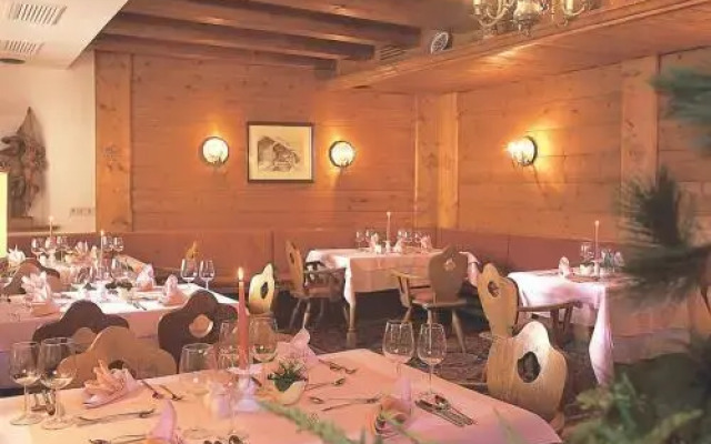 Hotel Alpenruh-Micheluzzi