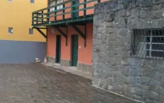 Chales Vill' Agi