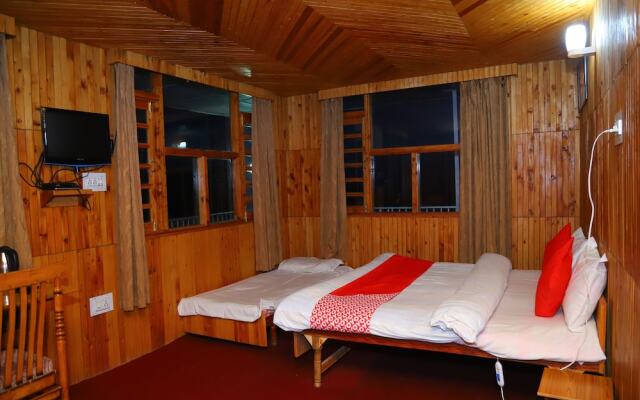 OYO 12137 Home North Moon Homestay