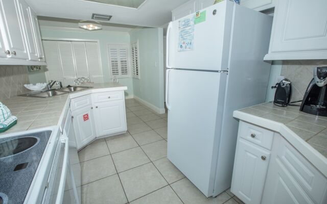 Inlet Reef 106 - 2 Br Condo