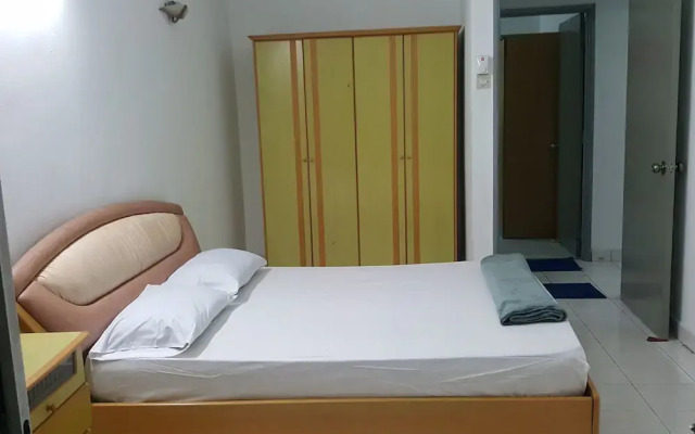 Homestay Ampang 100
