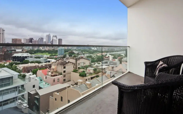 TT804 Stunning 1BR great views