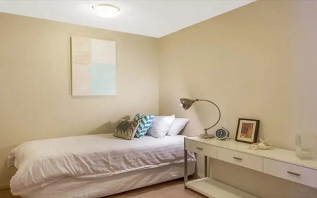The Apartment Service HELP3