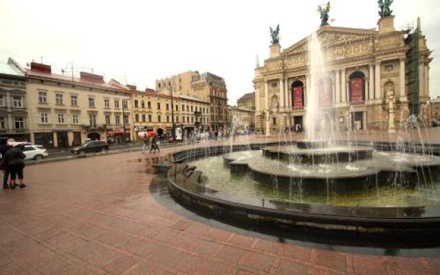 Romantic in Lviv 500m from Opera