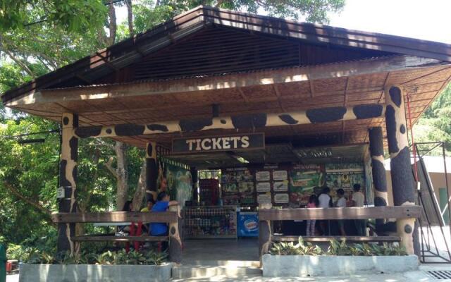 Jungle Environment Survival Training Jest Camp Dormitory