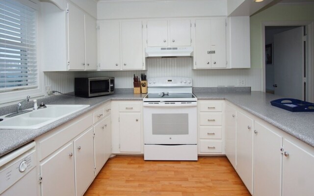 A-Scat-Escape by RedAwning