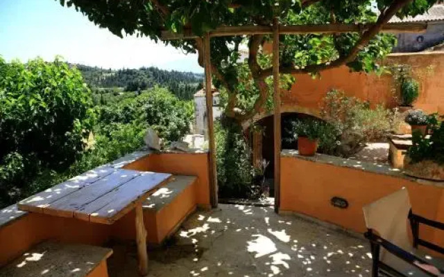 Kamares Houses