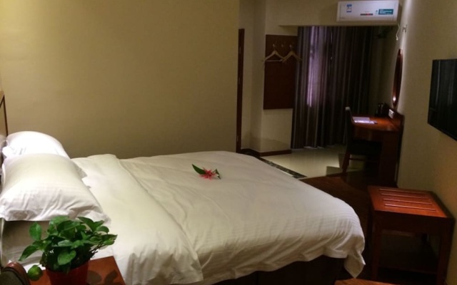 GreenTree Inn Bozhou Guoyang Shengli Road Fuyang Commercial Building Express Hotel – Guest Rooms – Bozhou