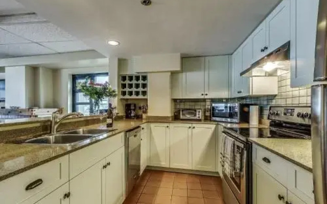 Carleton Lodge by Whistler's Best Accommodations